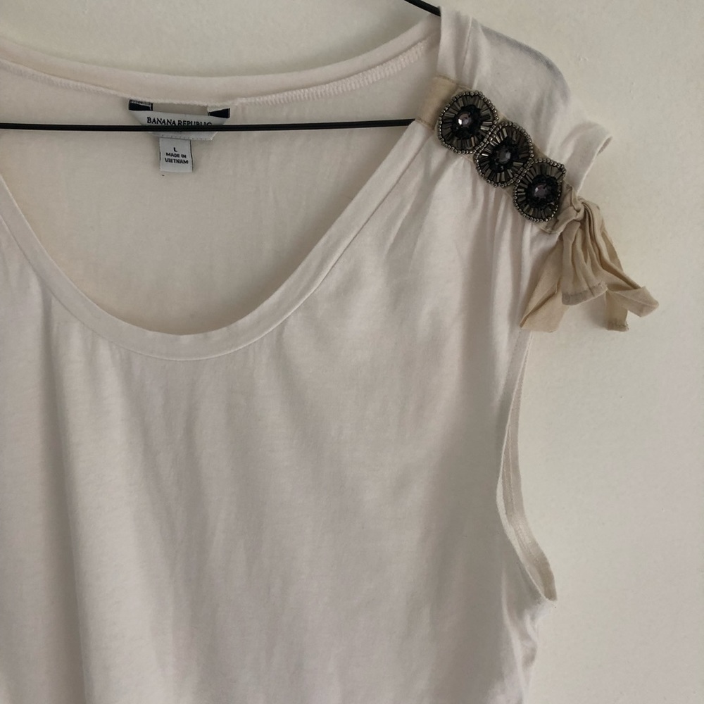 Banana Republic Tank with beading and bow large